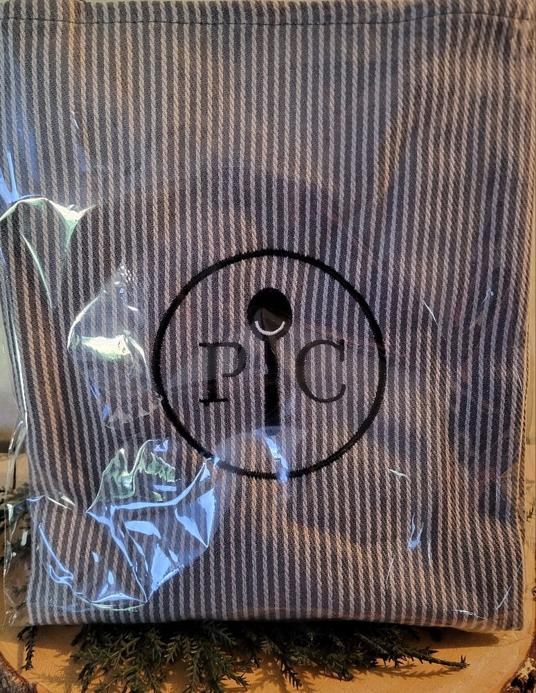 Pampered Chef Apron.